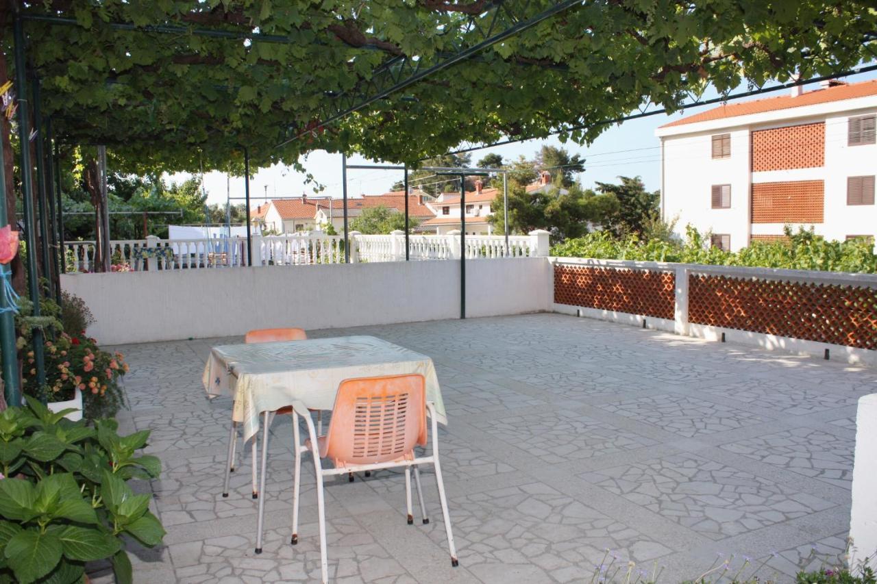Apartments And Rooms With Parking Space Palit, Rab - 5061 Buitenkant foto