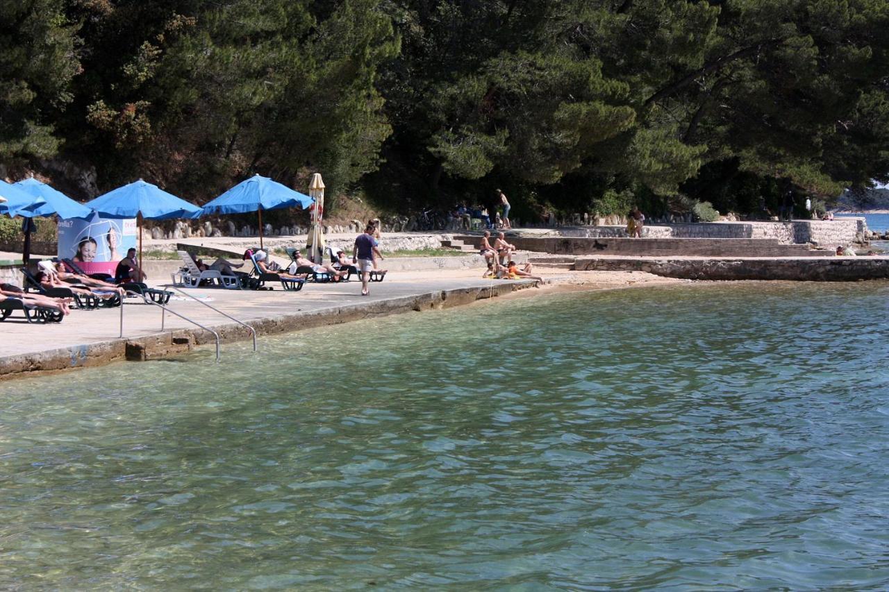 Apartments And Rooms With Parking Space Palit, Rab - 5061 Buitenkant foto