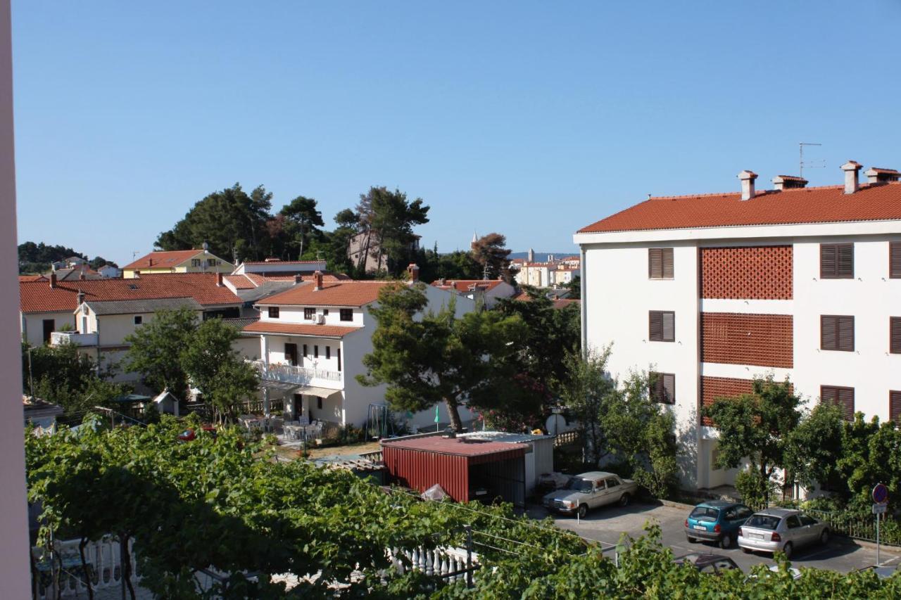 Apartments And Rooms With Parking Space Palit, Rab - 5061 Buitenkant foto